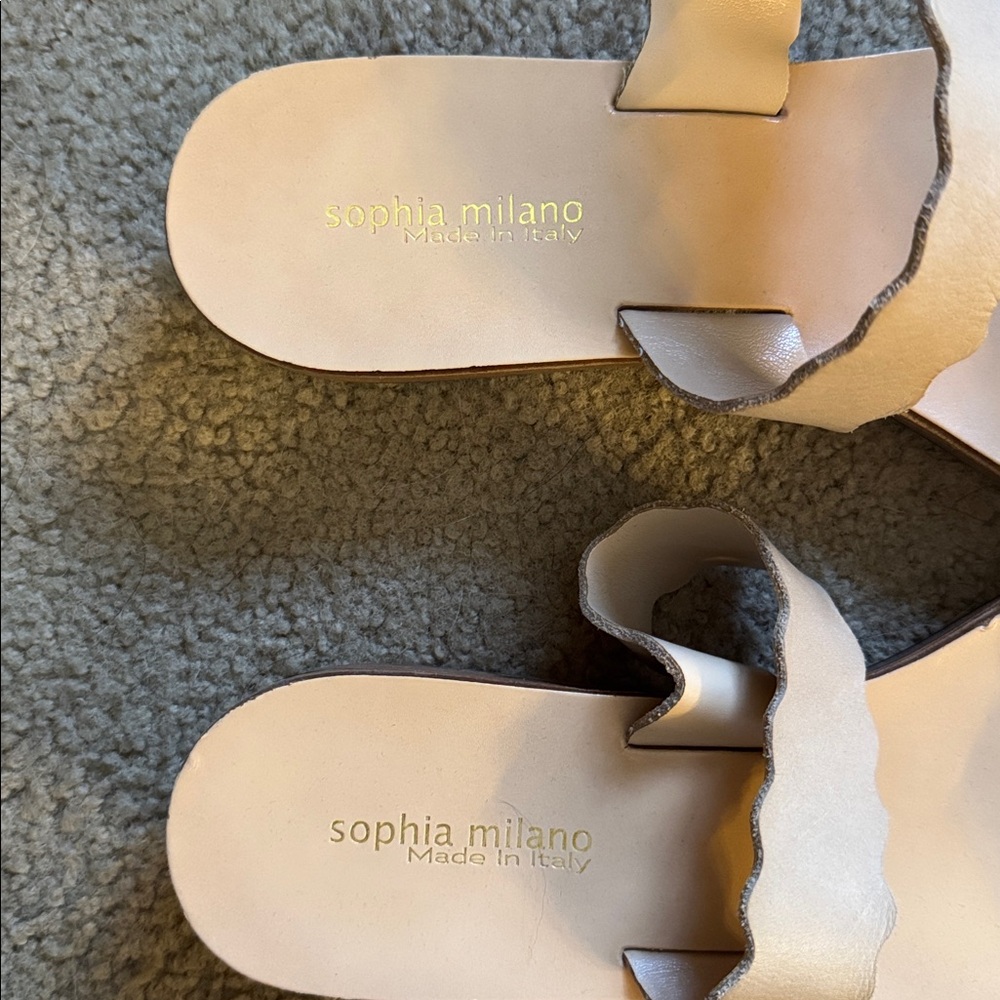 Sophia Milano Cream Scalloped Sandals - Picture 2 of 4